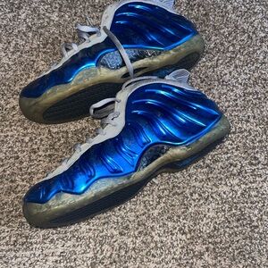 Men’s Foamposite sport Royal Nike sneakers size 11